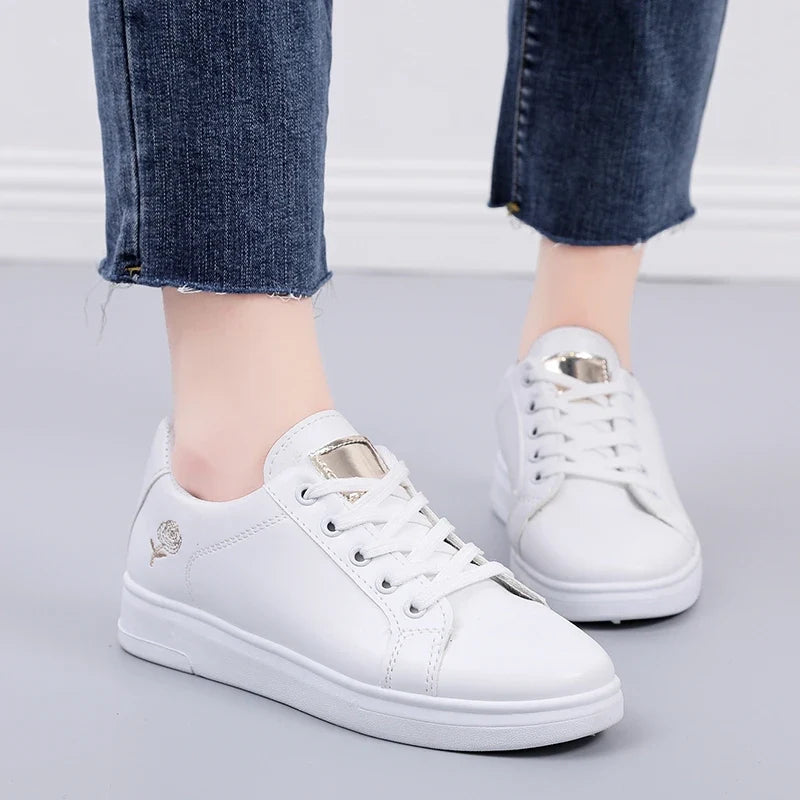 Camille™ | Orthopedic Floral Comfort Sneakers